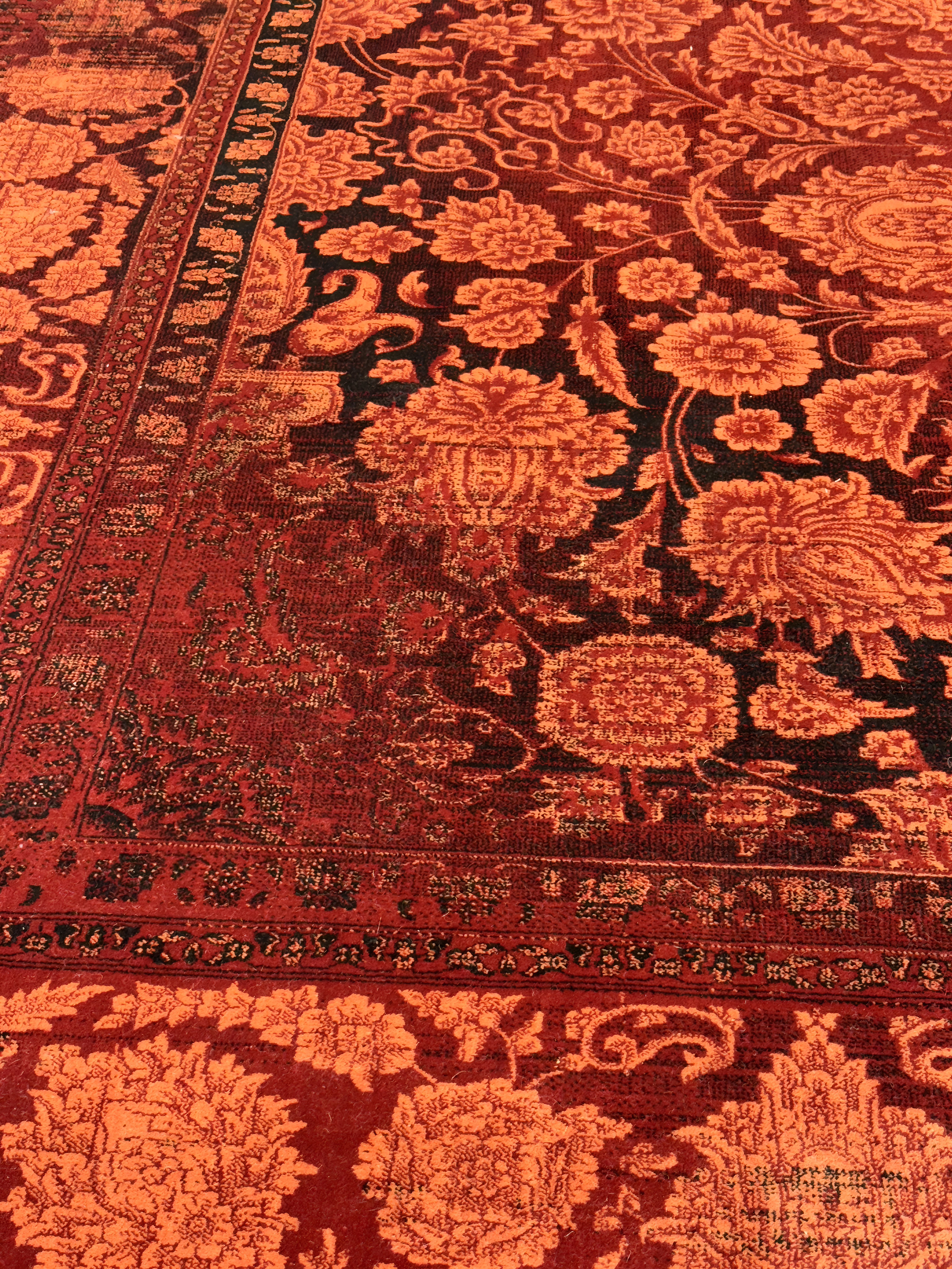 فرش 700 شانه طرح نگار